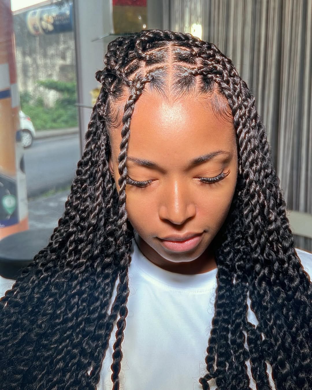 Island Twist Hairstyle 2025 โ Stunning Jumbo, Boho, and Colored Twists ...