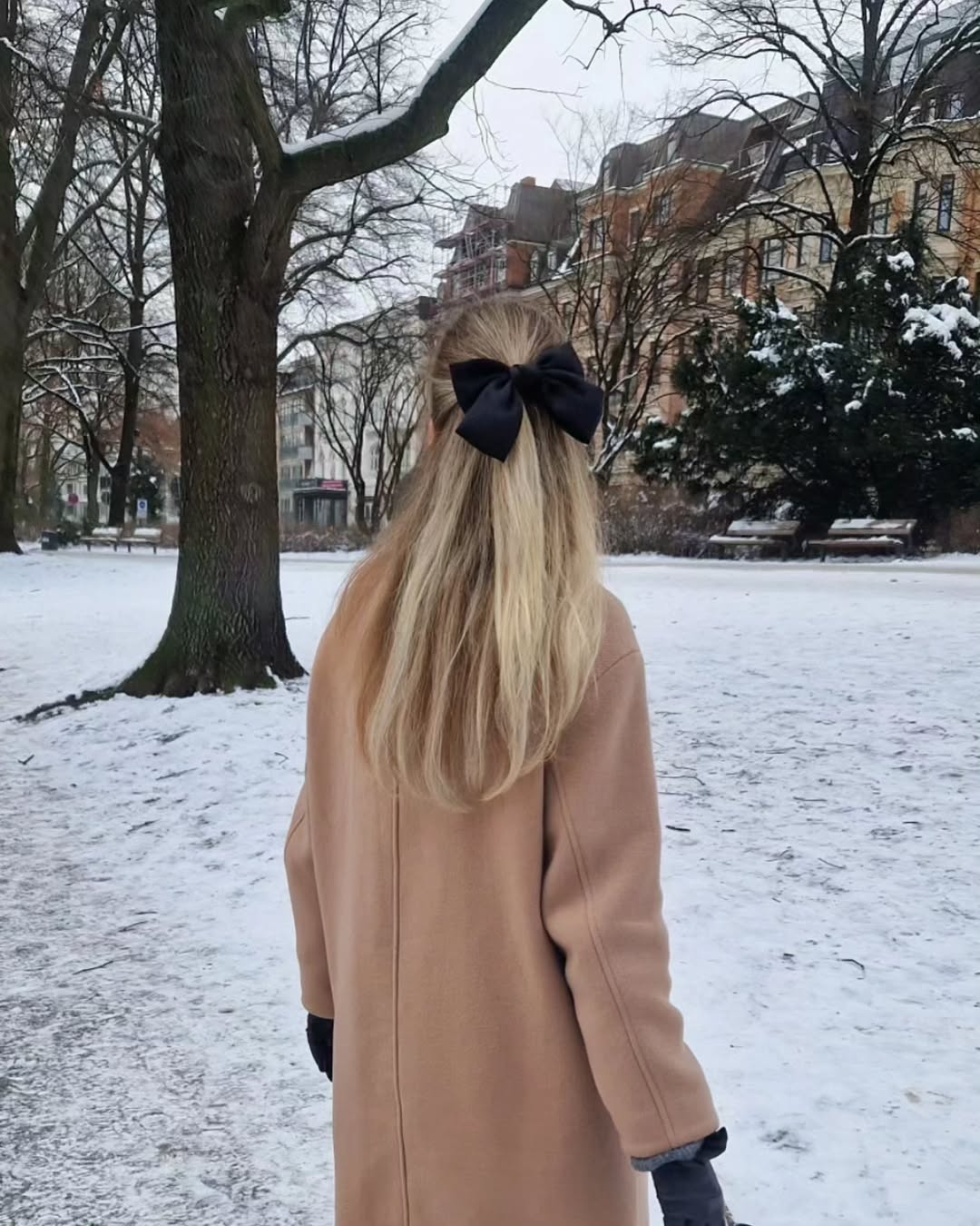 Black bow half up snow
